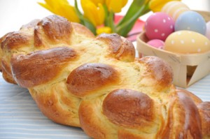 Challah zu Ostern